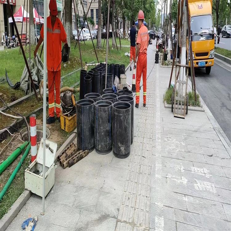 铁门关管道短管置换修复